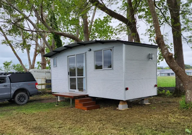 6.0m Cabin